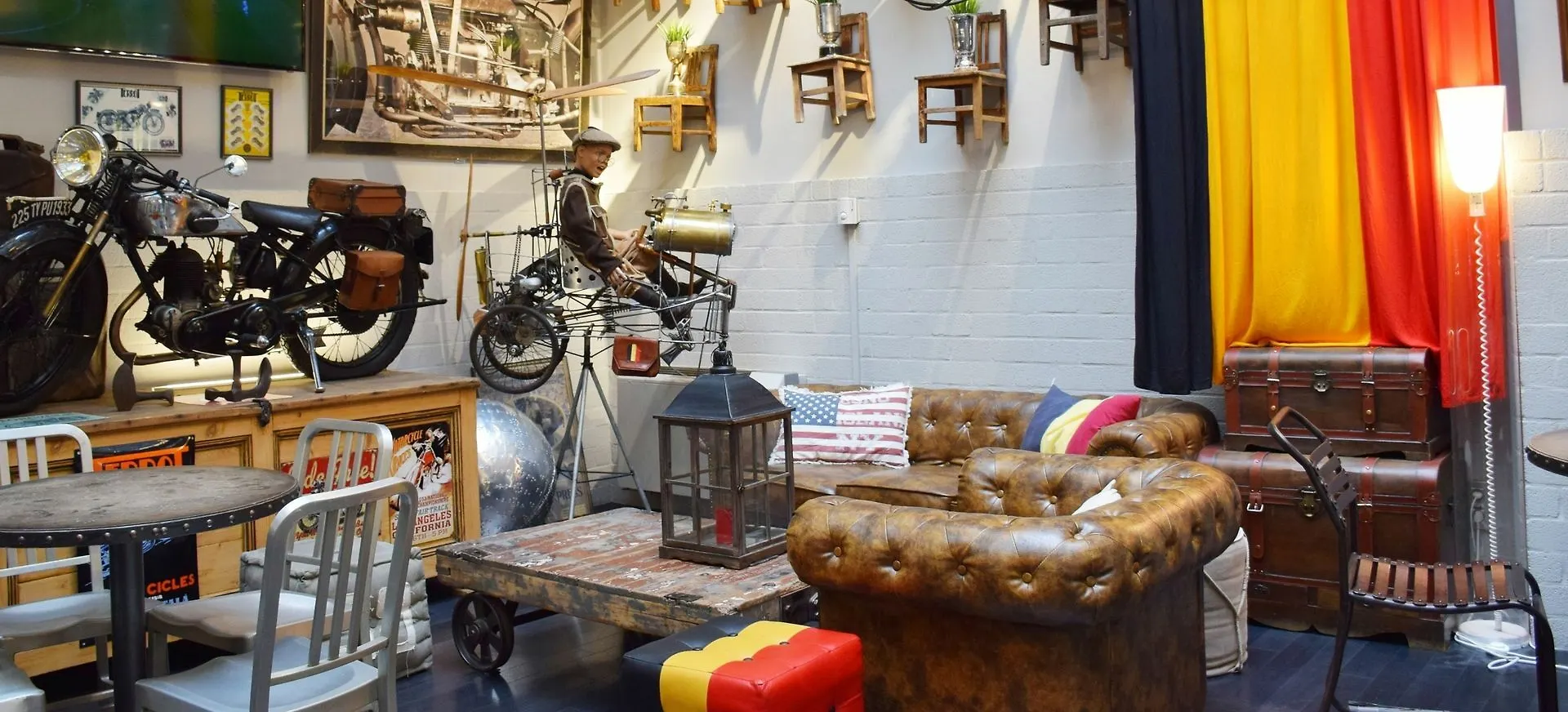 The Legacy By 2Go4 City Center Brussel Hostel